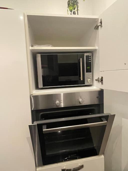 Modernes Appartement In Guter Lage In Essen Exterior foto
